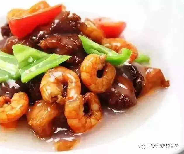 猴姑鮮蝦燒豆腐材料:猴頭菇,豆腐,蝦,蔥,醬油,糖,蠔油,料酒,水澱粉.