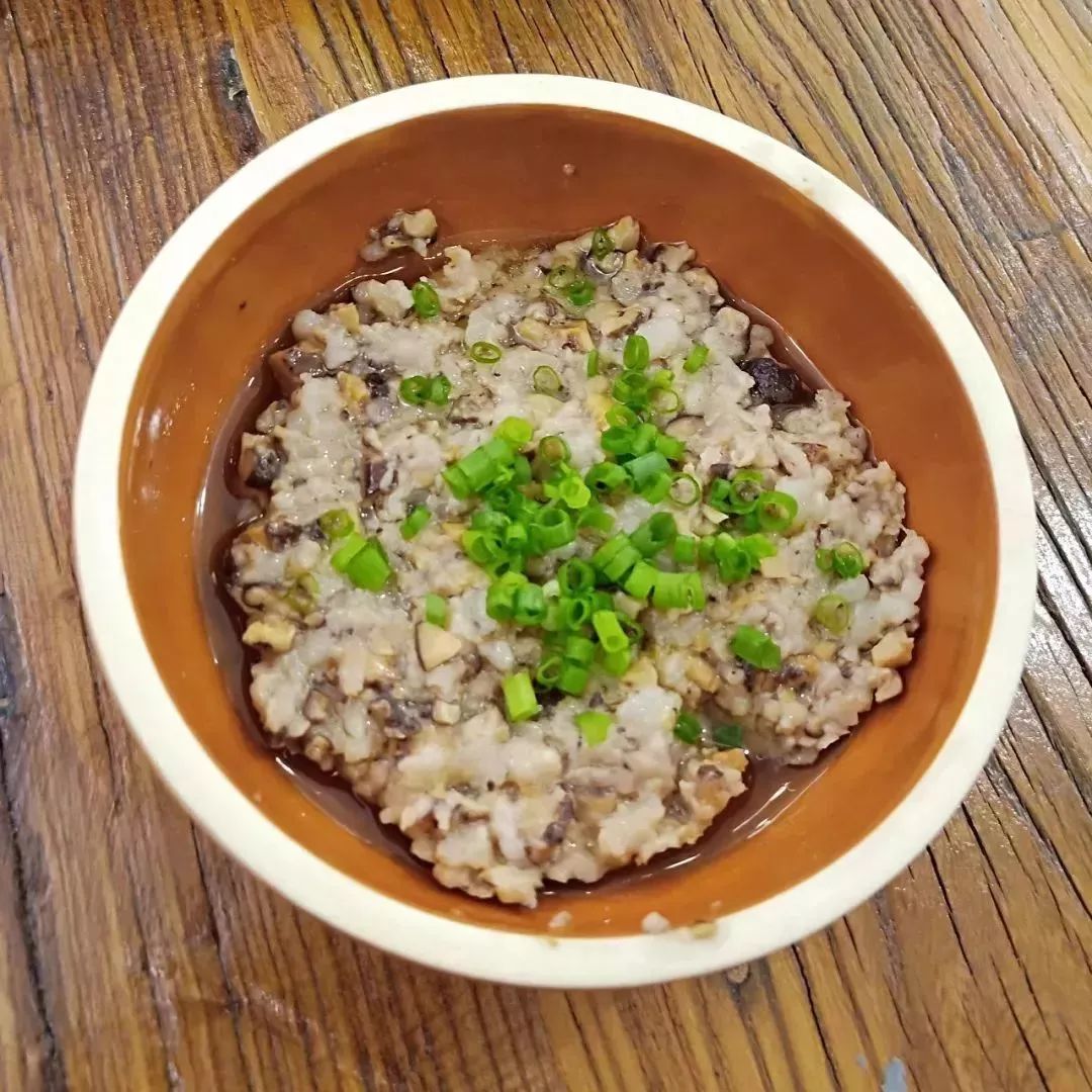 冬菇肉饼豆酱蒸五花肉咸虾酱蒸五花肉香辣豆酱五花肉营养简餐带给你