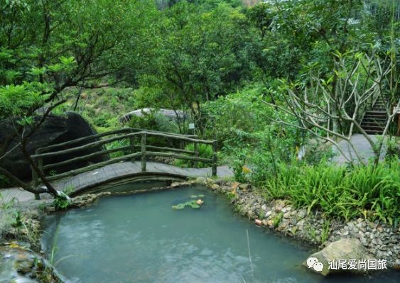 早上指定時間地點集中後前往遊覽潮州迷人莊園【玉瑤山莊】,(景區為