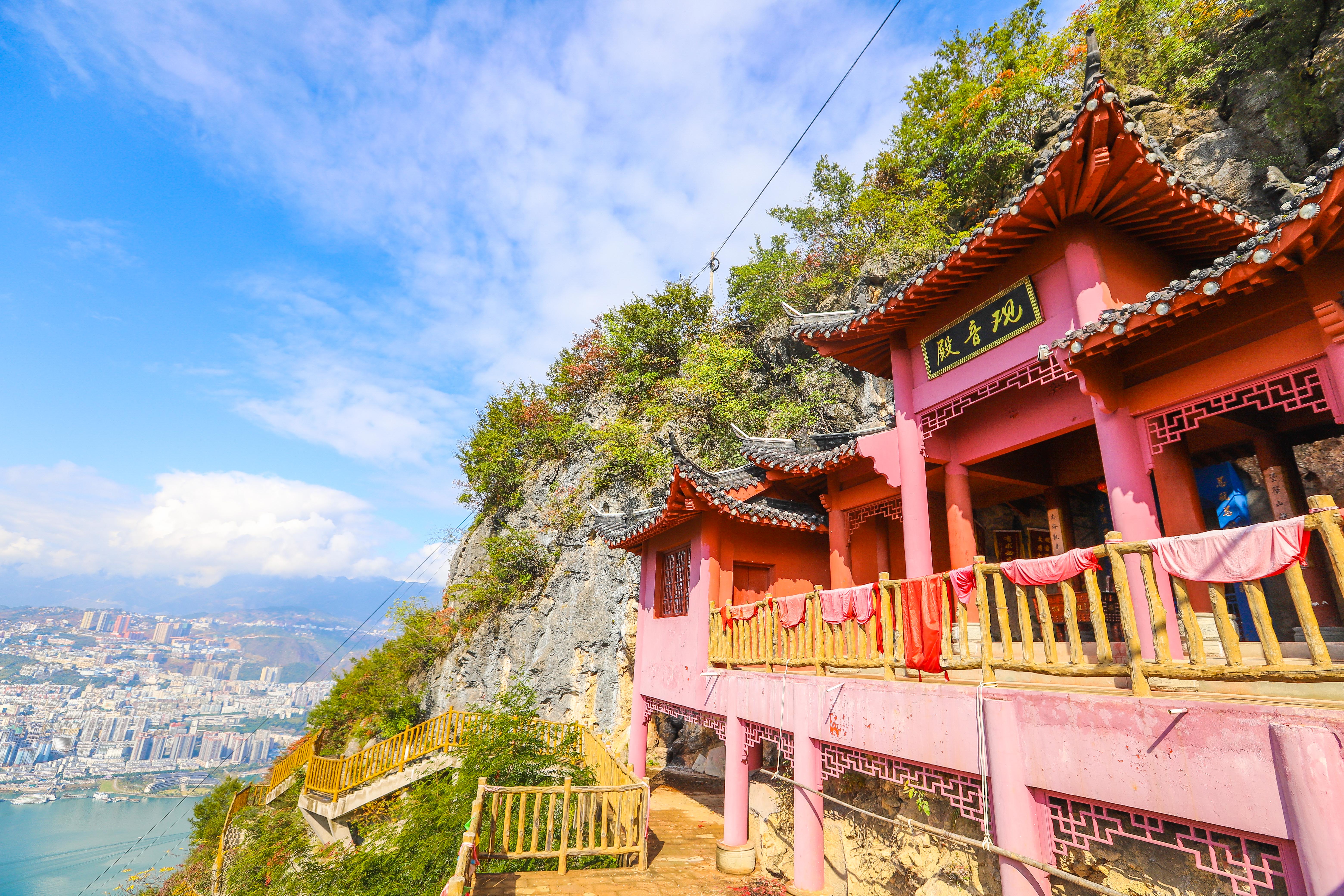 踏仙君巫山殿图片