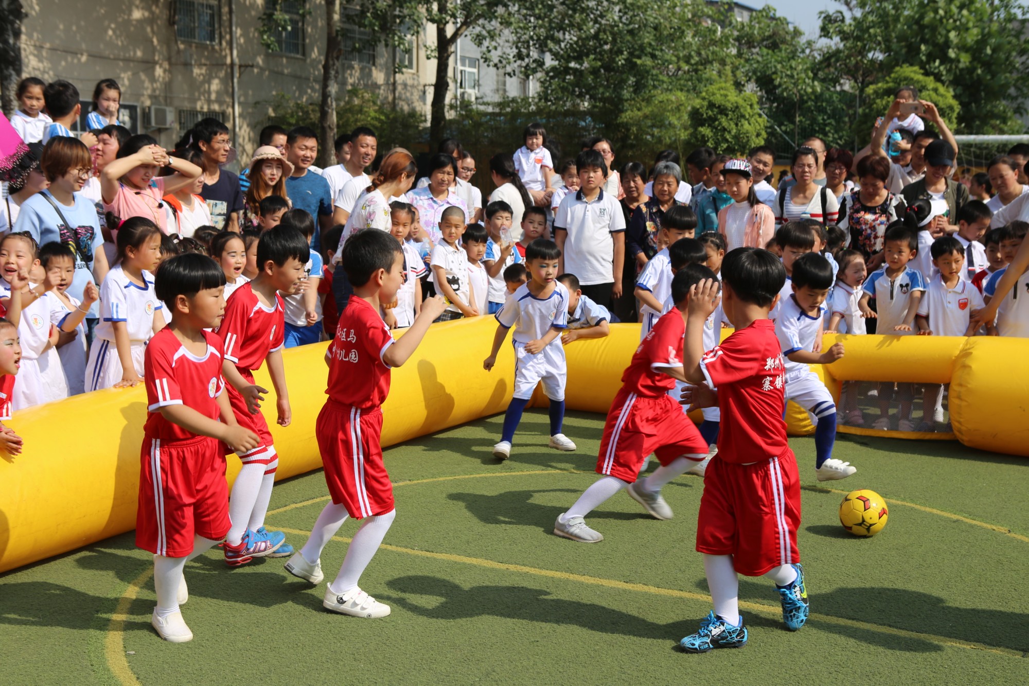 在多彩社團中快樂成長鄭州市二七區馬寨鎮中心幼兒園社團課程行於思