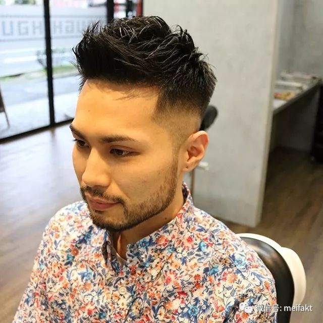 barber男生三面铲青发型最有型