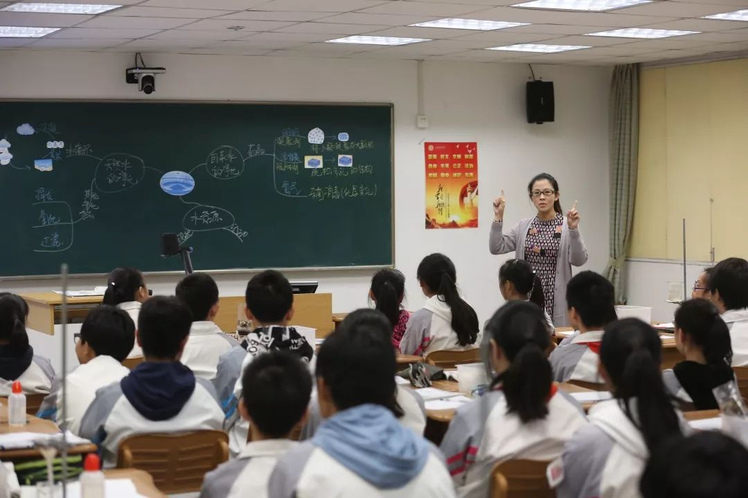 上海市莘光学校迎接市课程与教学调研活动