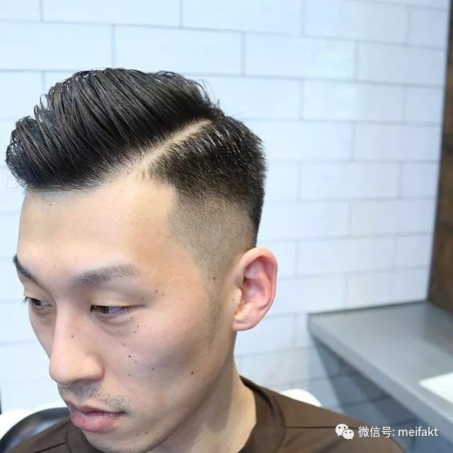 barber男生三面铲青发型最有型