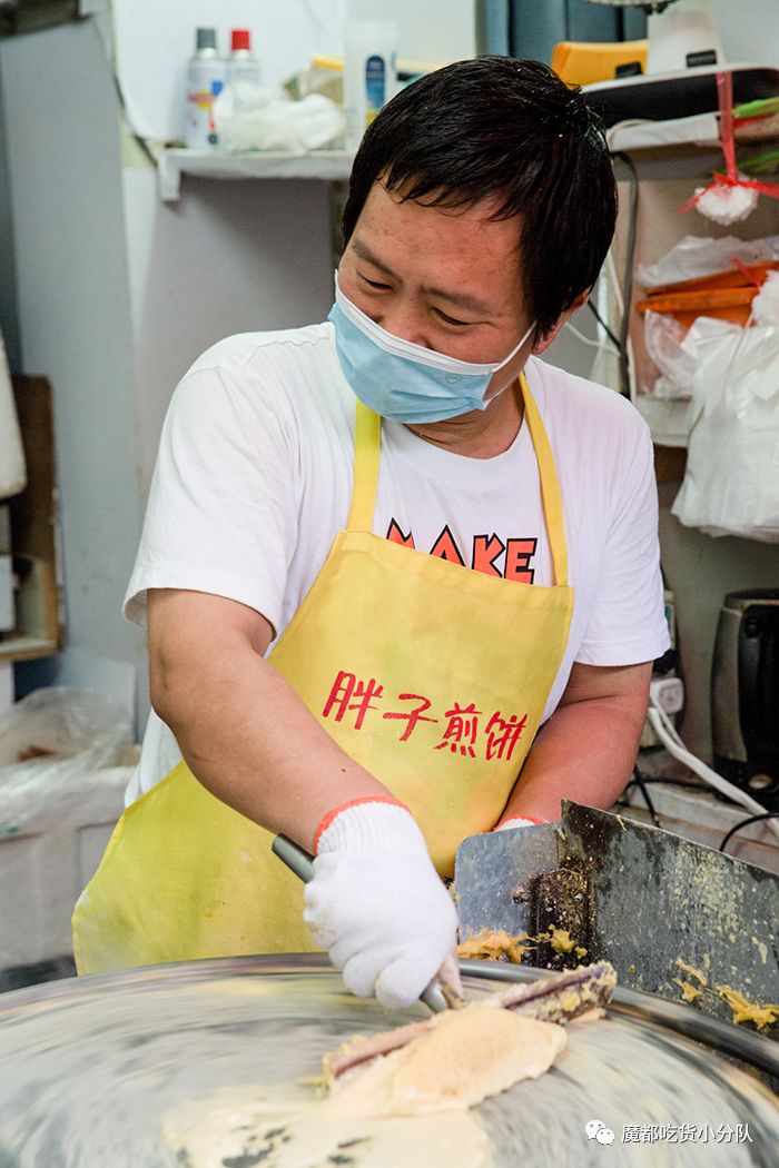 网传月入20w的煎饼摊,每次只开半天