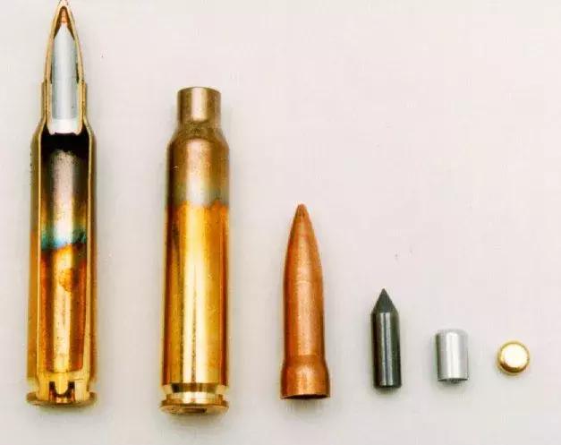 m995穿甲弹穿甲子弹的主要作用是用于击穿轻甲,它和普通子弹的最大