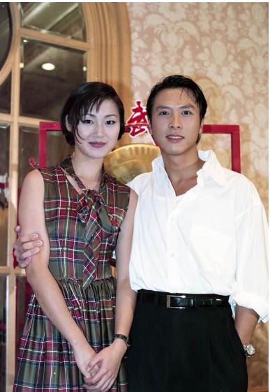 香港第一腿精，與甄子丹同居四年，至今無法生育，今48歲似少女 娛樂 第2張