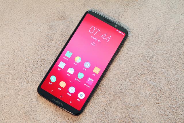 motorola z3体验:全面屏,侧边指纹,后置双摄,不止模块化