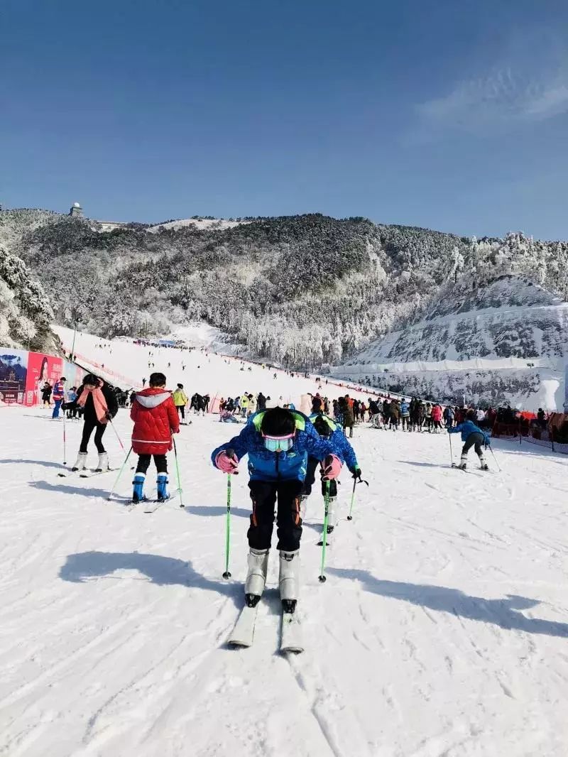 淄博宝山滑雪场图片