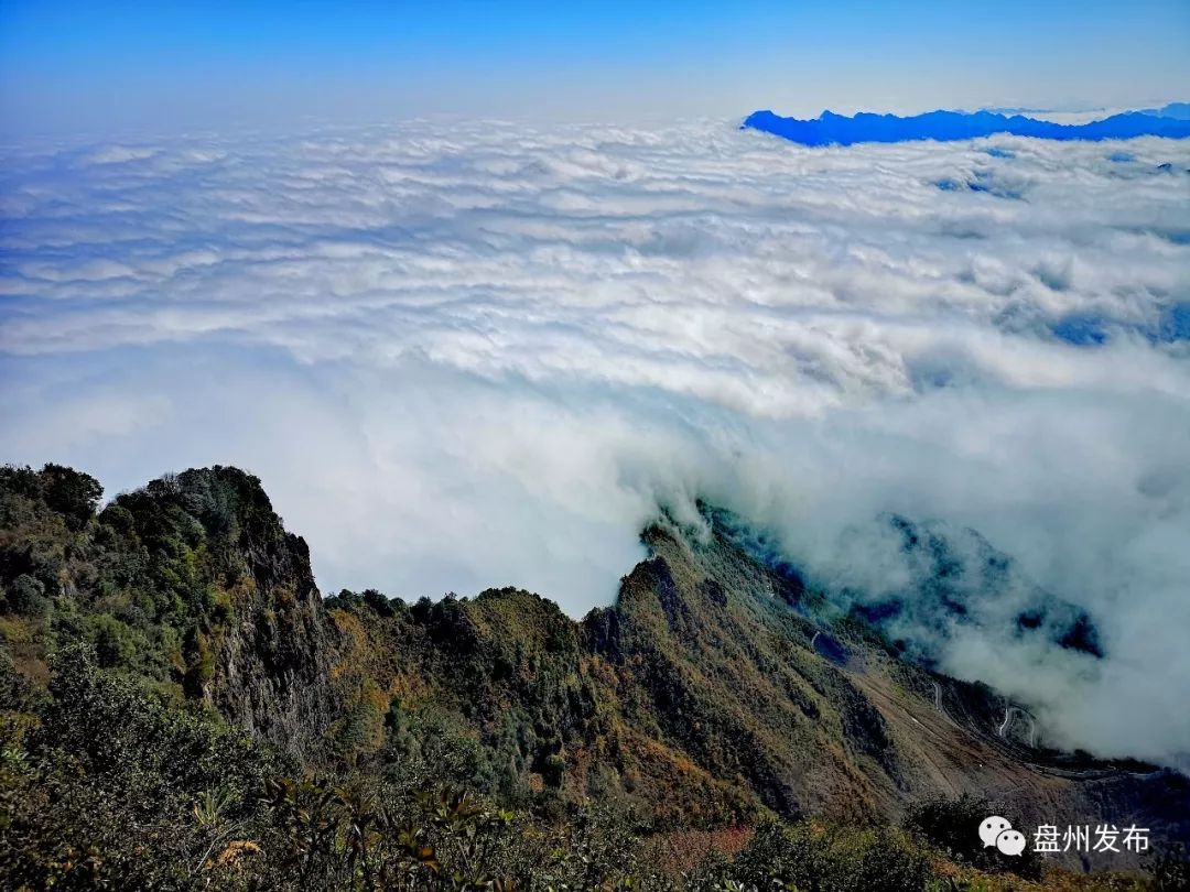 【盤州發佈】貴州娘娘山,雲海裡有座望夫塔_溼地