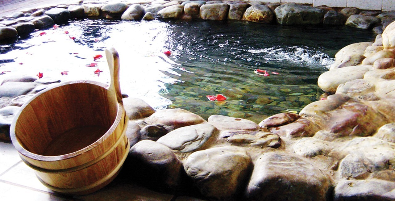 卢氏汤河裸浴温泉图片