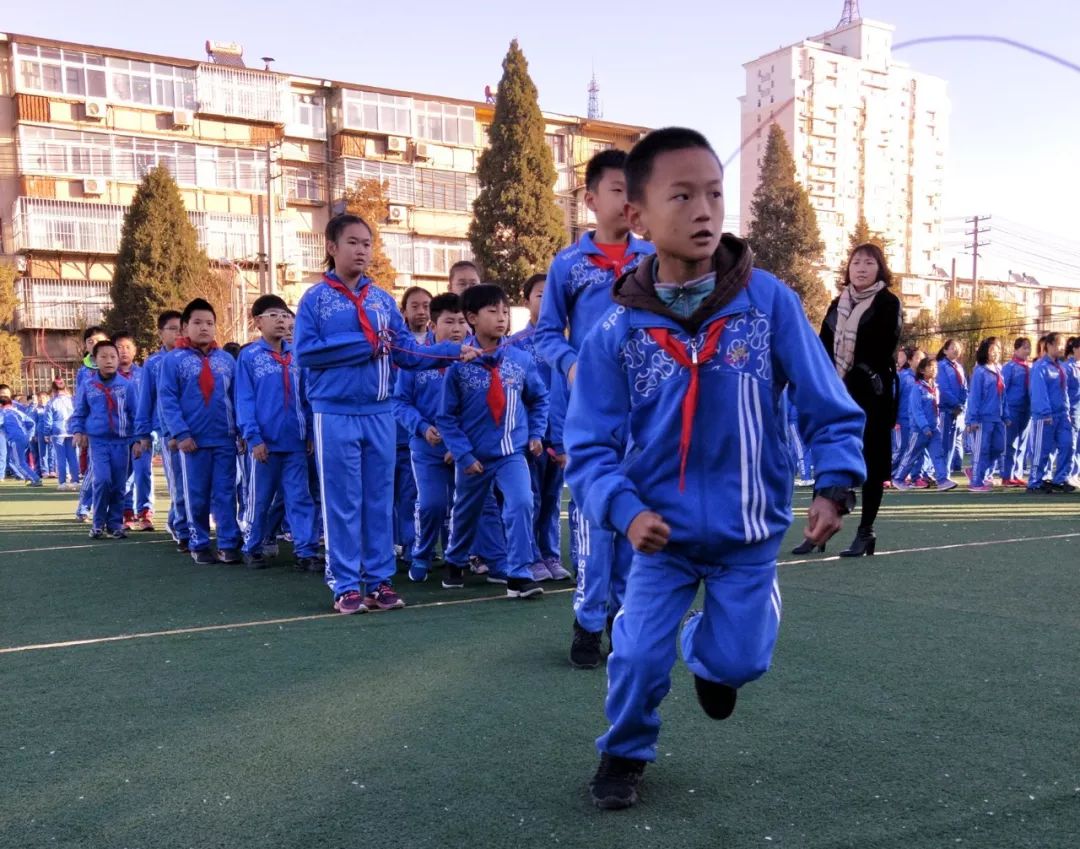 關愛青少年唐山市豐潤區開展第二批特色學校創建拉練展示活動