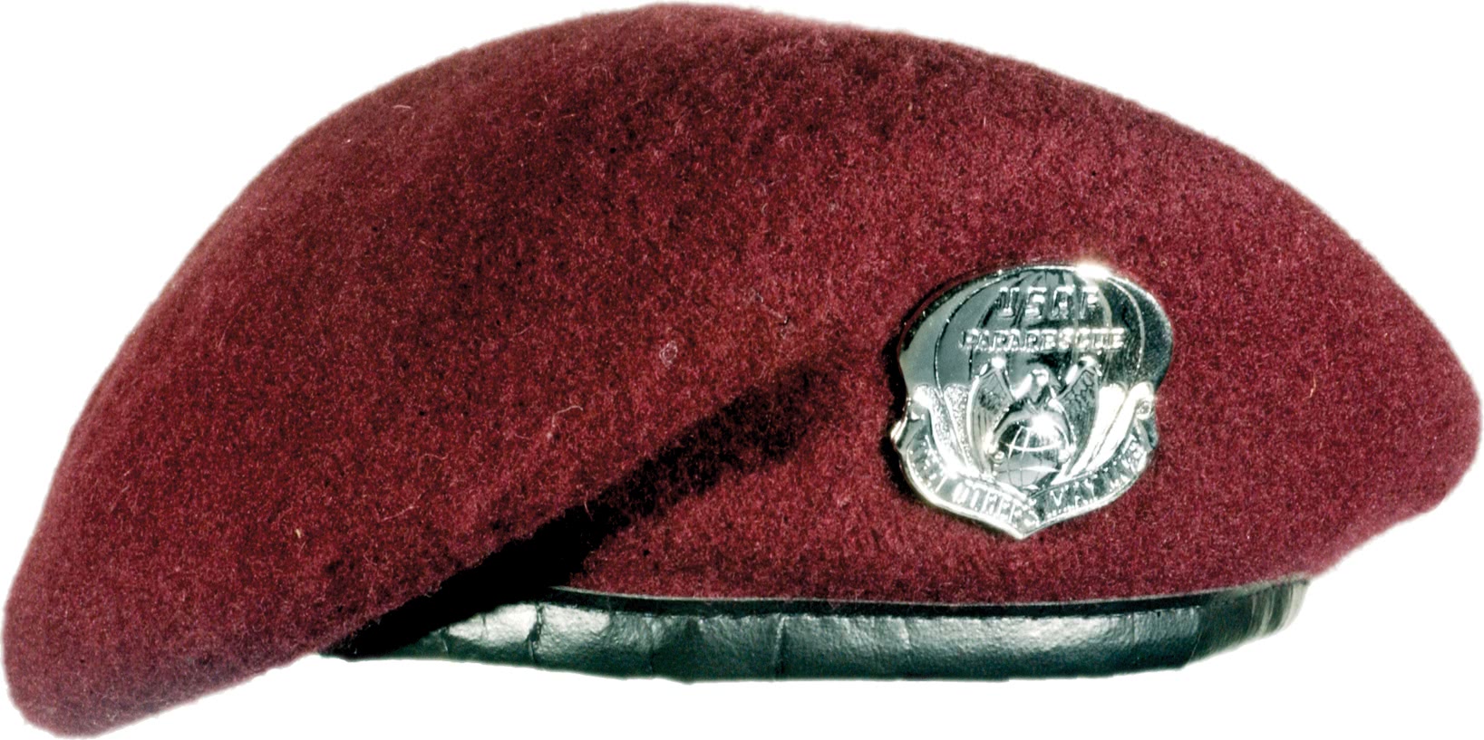 美军载人航天回收用特种部队防止航天员落水红色贝雷帽显身份