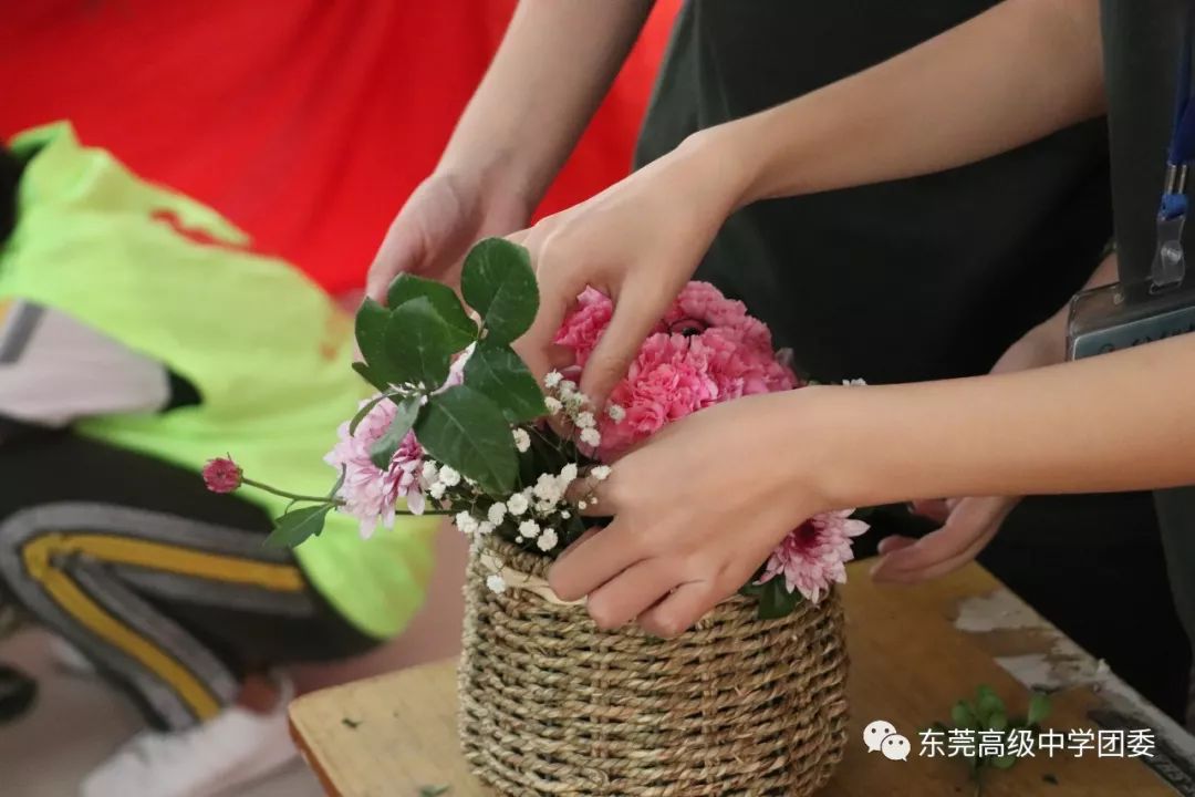 芳木流韵百花留芳记第九届艺术节现场插花比赛