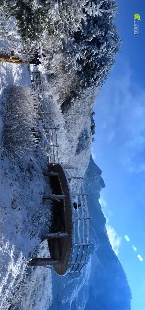 雪景美爆高楼山