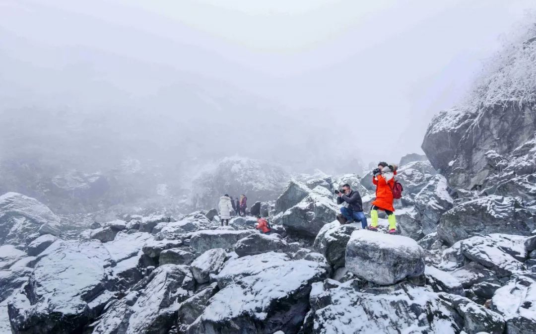 宝山下雪啦彭州的雪终于安排上了