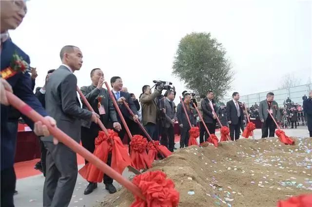 总投资约16亿元,占地约381亩的新泰市重点投资项目"高巛建材五金家居