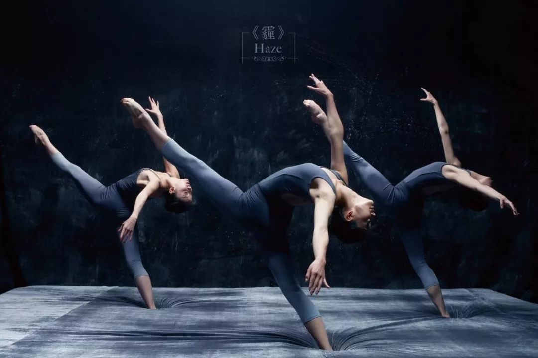 展览北京当代芭蕾舞团足尖上跃动的十年