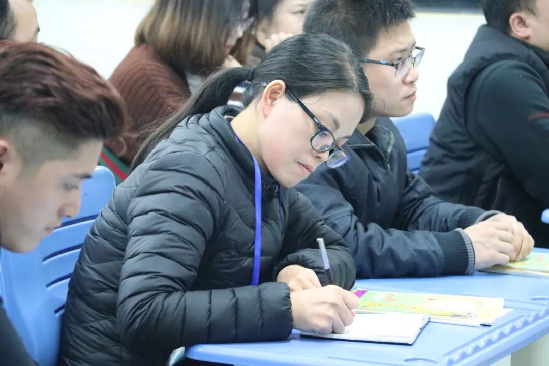 家校零距离沟通无极限天长世纪小学召开2018学年第一学期家长会