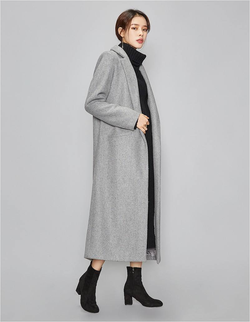 摩羯座时尚穿搭,灰色羊绒大衣也能穿出时髦感!