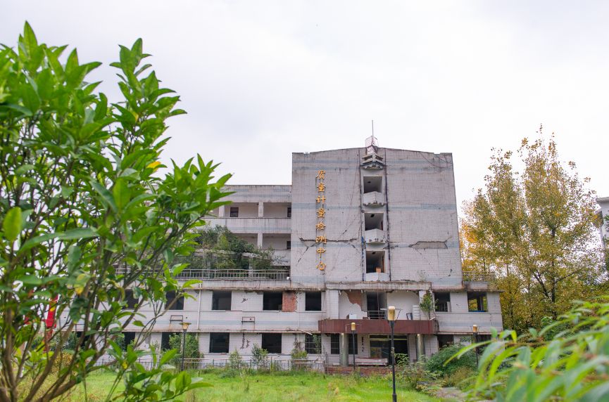 漢旺地震遺址公園竟有20多個景點,你知道幾個呢?_△鐘樓