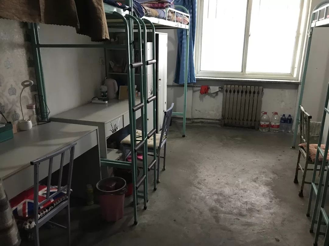 新疆职业技术学院宿舍图片
