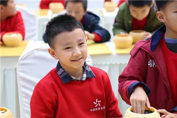 中國體育彩票杯國際象棋圍棋有獎徵答及國手應眾賽舉行