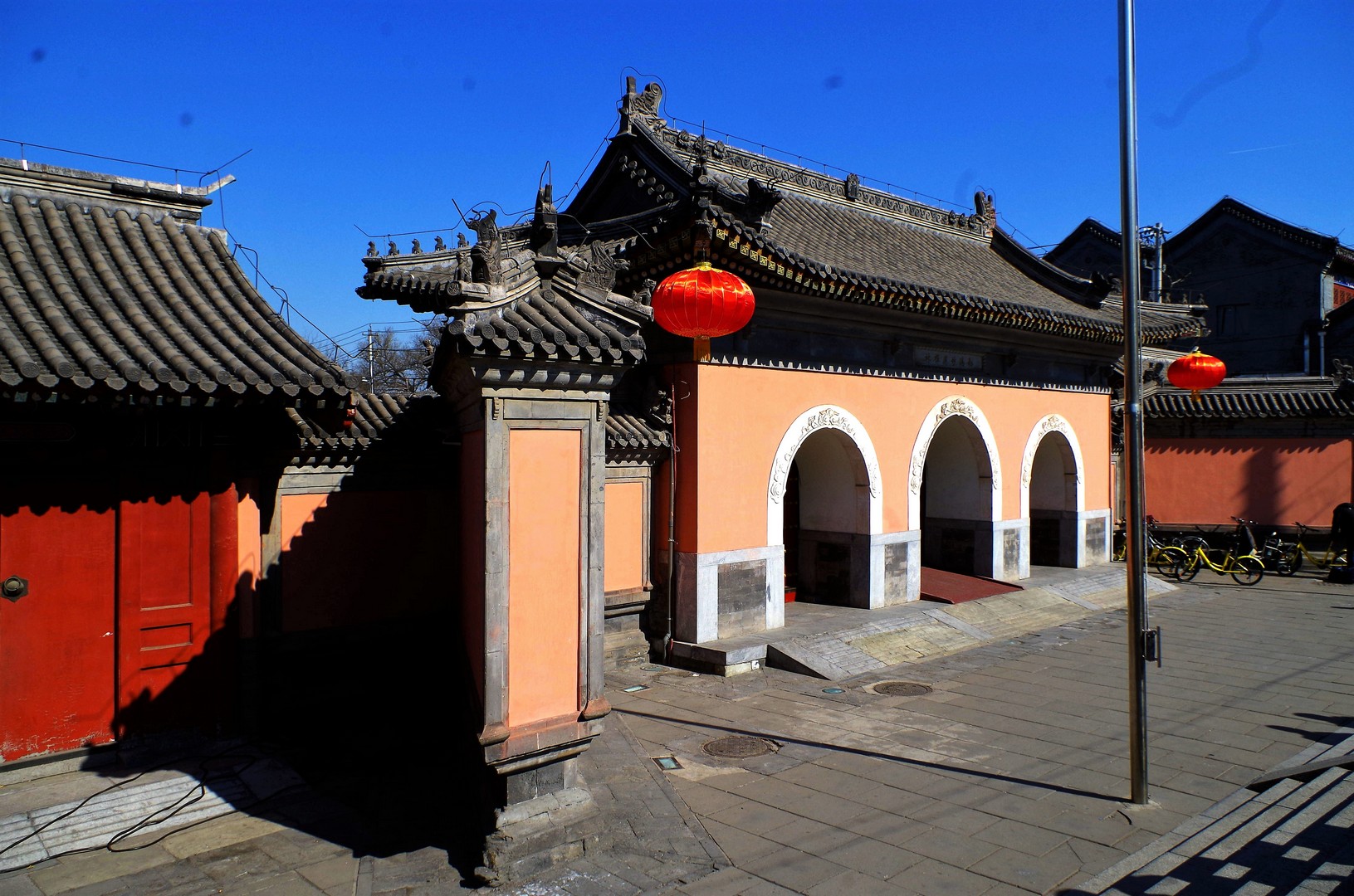 北京的安平塔寺图片