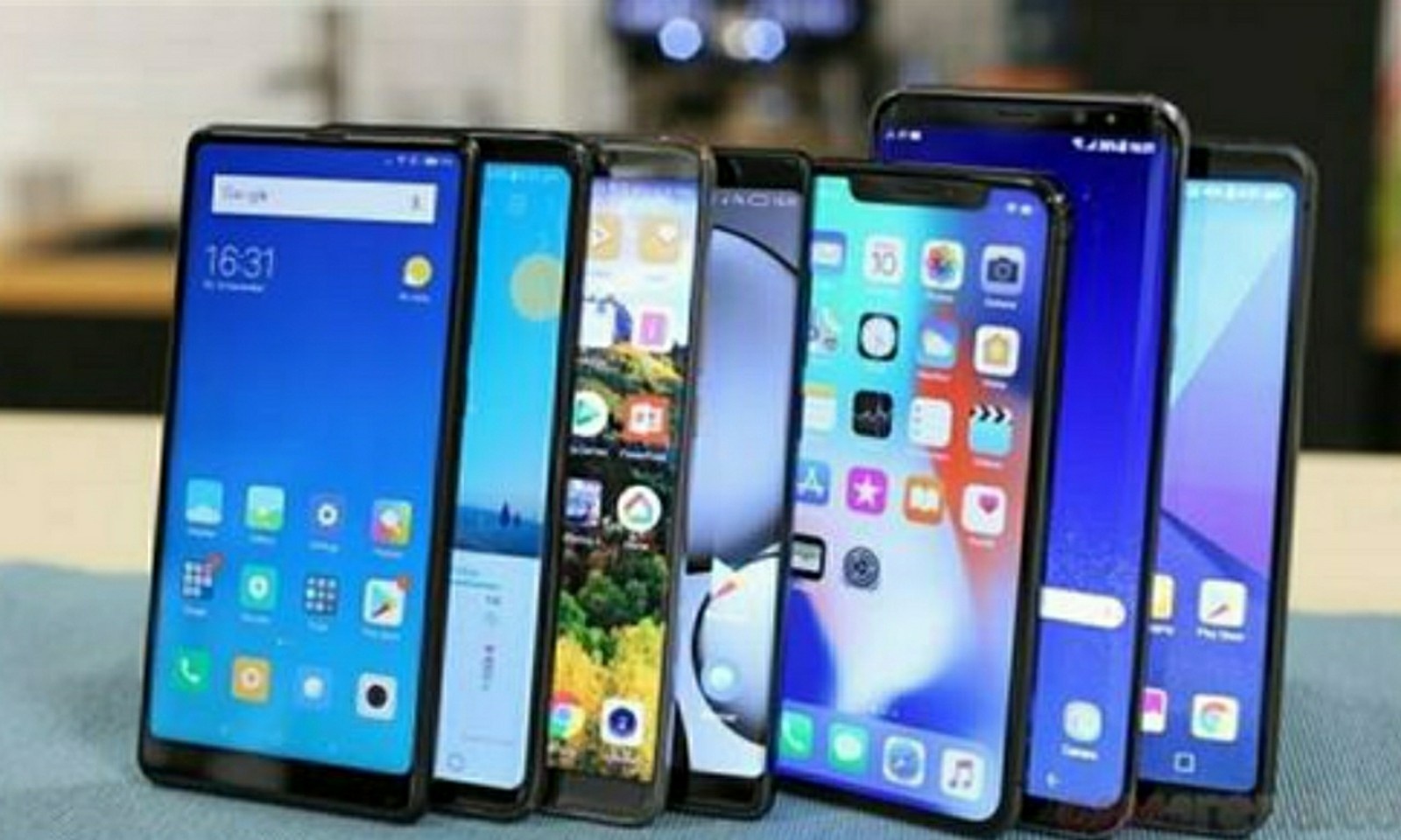 小米、华为、OPPO“打群架”，锤子、魅族难“求生”-锋巢网