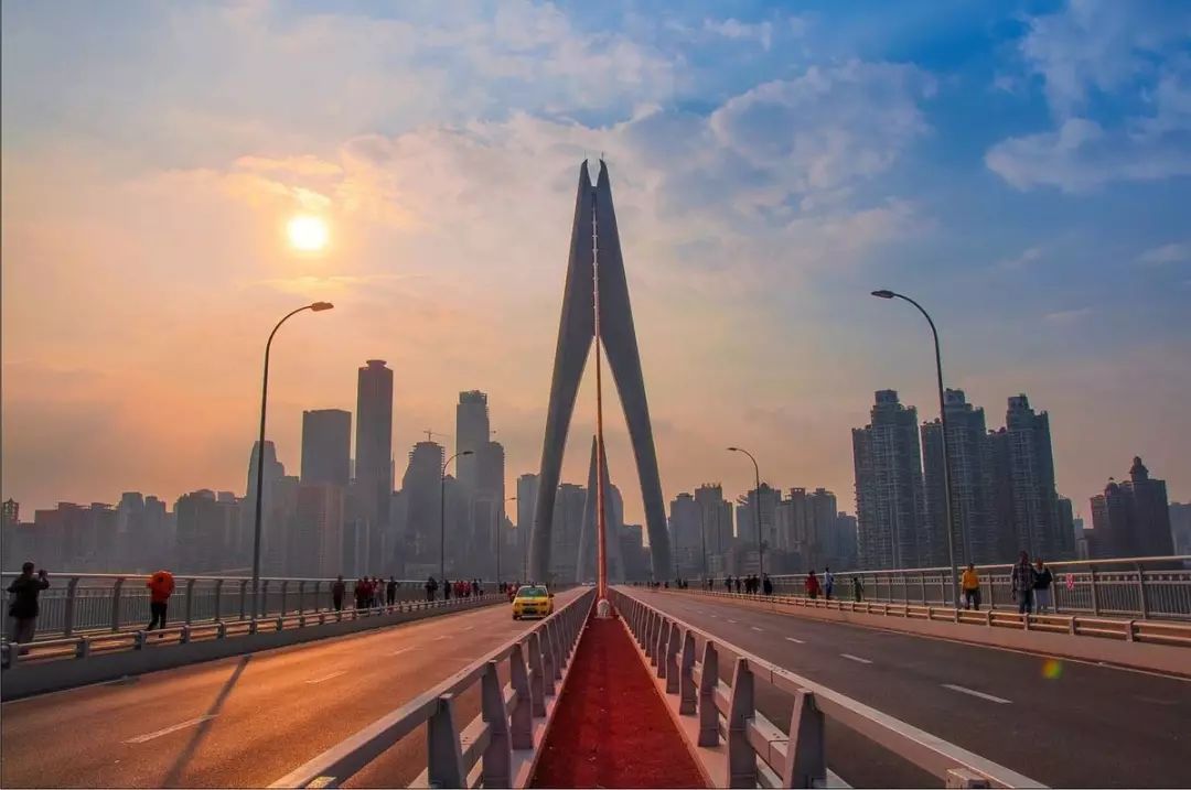 南岸长江大桥知多少?重庆主城最好看的,可能都在这里了!