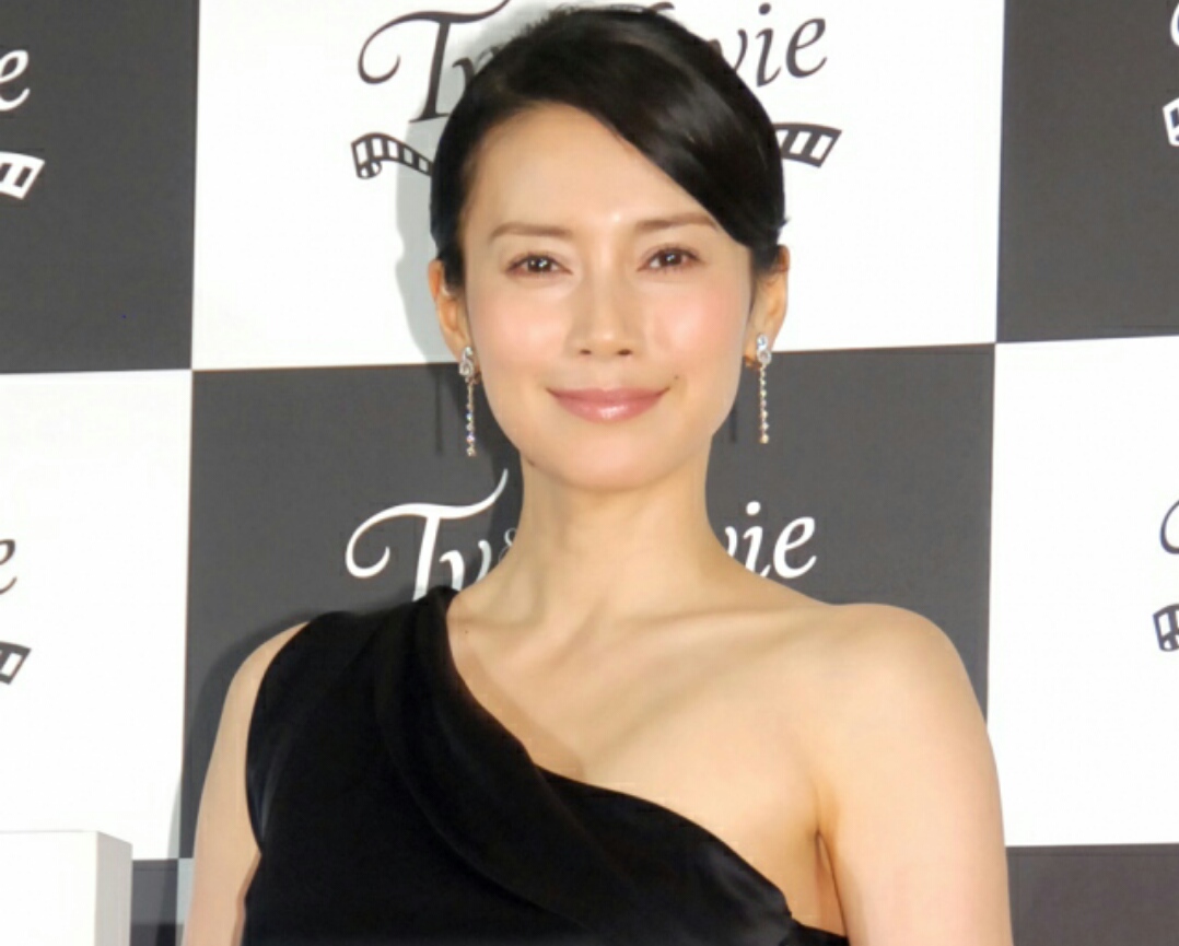 松子出嫁了42岁中谷美纪宣布结婚嫁给50岁德国提琴家