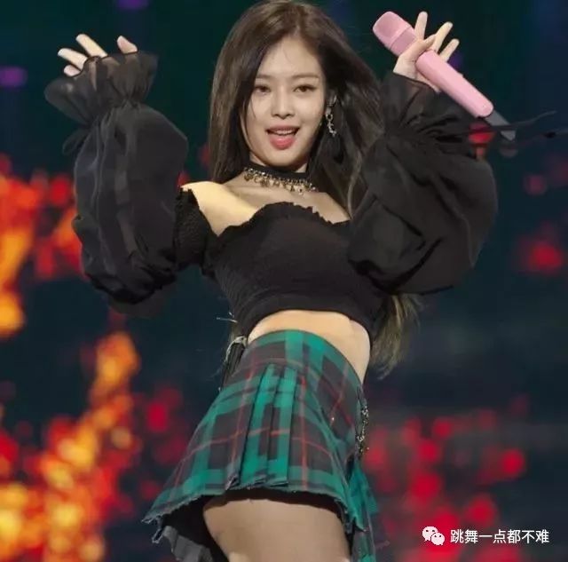 jenniesolo出擊感受金智妮的魅力吧