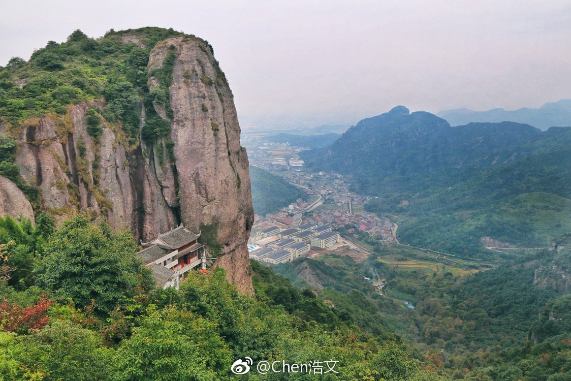 温岭最高的山图片