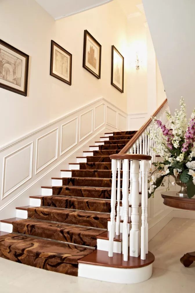【上海楼梯展】楼梯配护墙板,实木生活典范,让家更温馨和谐!