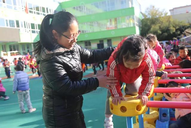 花深處蝶正忙高碑店第二幼兒園教師馬玉滿