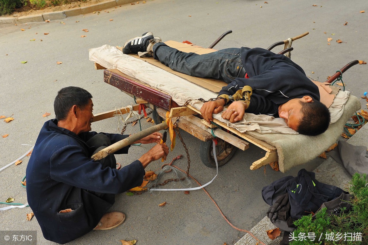 儿啊对不起,只怪爸没钱救不了你,8张图直击农民父亲的心酸无奈