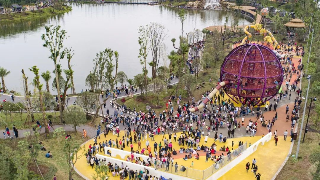 枫香湖儿童公园开园两月迎客破百万