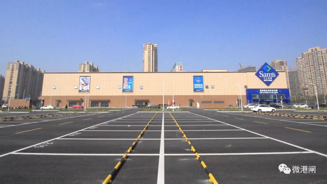 上海山姆超市停车场图片
