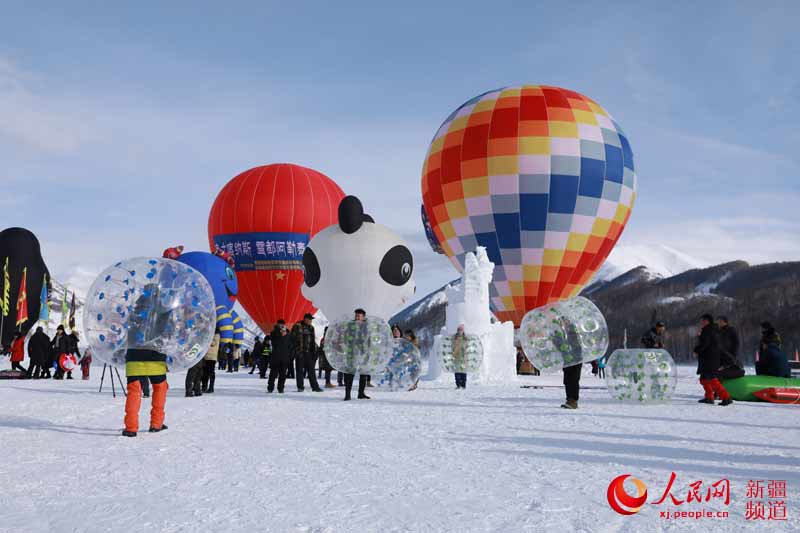 冬日在新疆禾木冰雪乐园开启一段冰雪奇缘