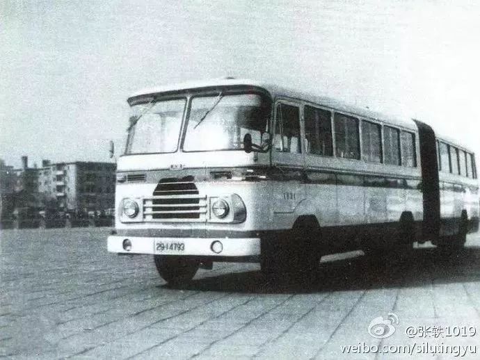 天津二三十年前的公交车,每一趟都满载时光!