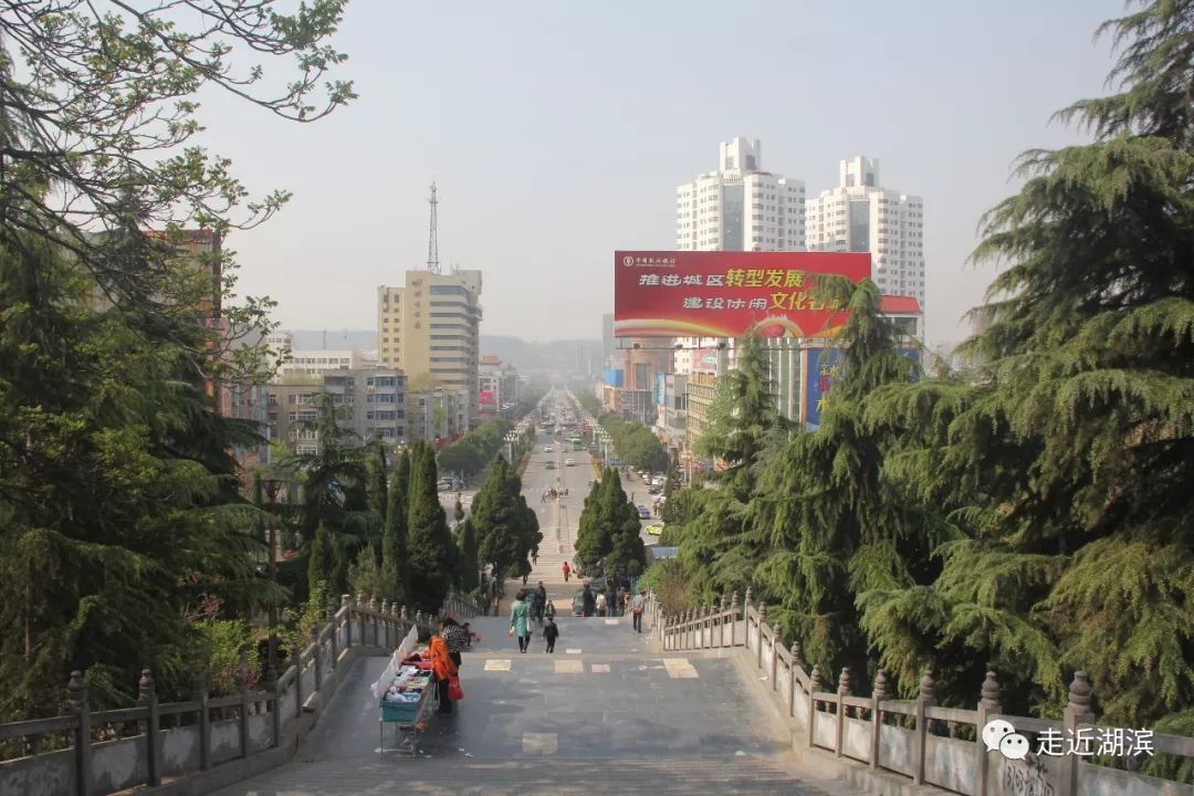 上阳路旧貌崤山路东段旧貌崤山路转盘发展中的市区道路209国道鸟瞰