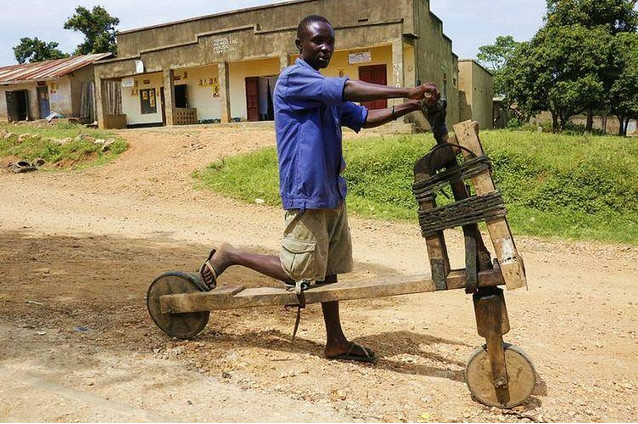 非洲木头车图片
