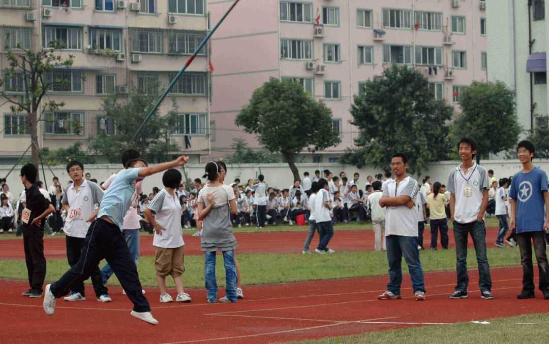 桐乡一中校服图片