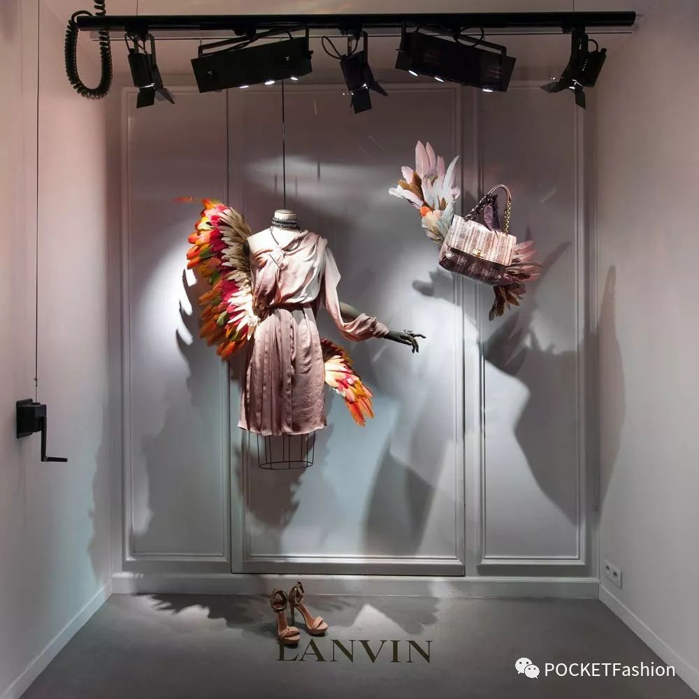 天堂之鳥在 lanvin 時裝店亂舞,是因為愛?