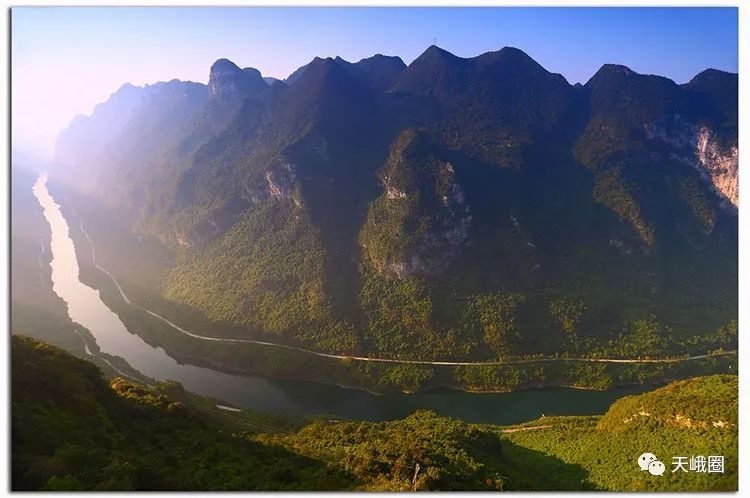 天峨龙滩大峡谷图片