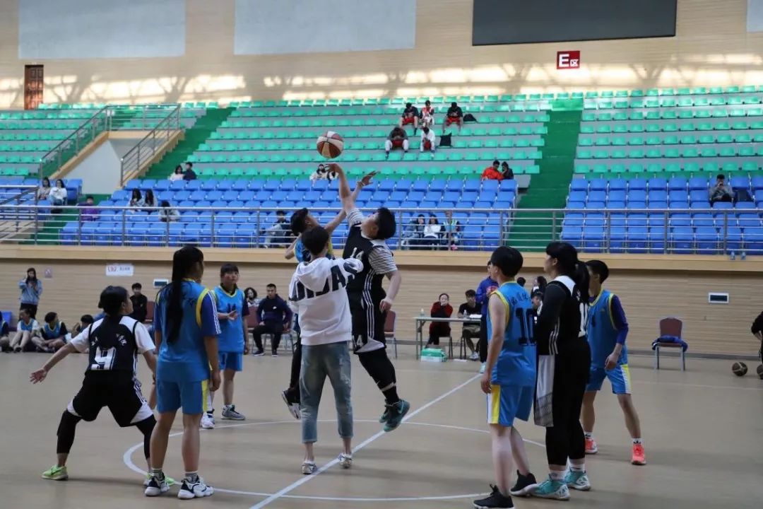 昭通市体育运动学校图片