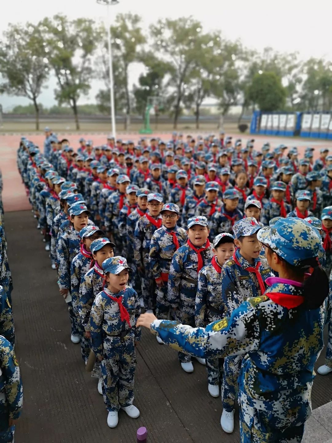 國防之旅進行時,燃燒你的卡路里——鎮安小學國防研學之旅_鄞州區