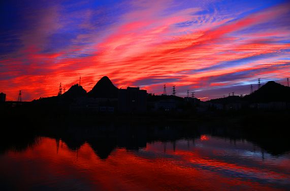 今日涼都彩霞滿天