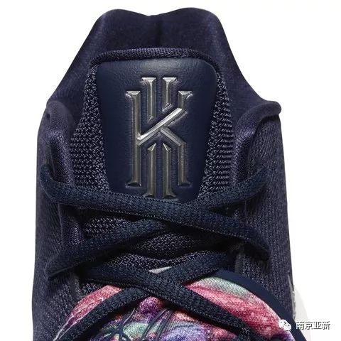 歐文全新簽名戰靴 kyrie 5,採用更彈的 zoom turbo 以及更酷的法蒂瑪