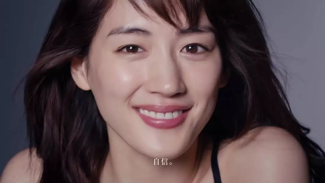 获得2018年广告最高曝光率冠军的女性艺人,是国民女神绫濑遥